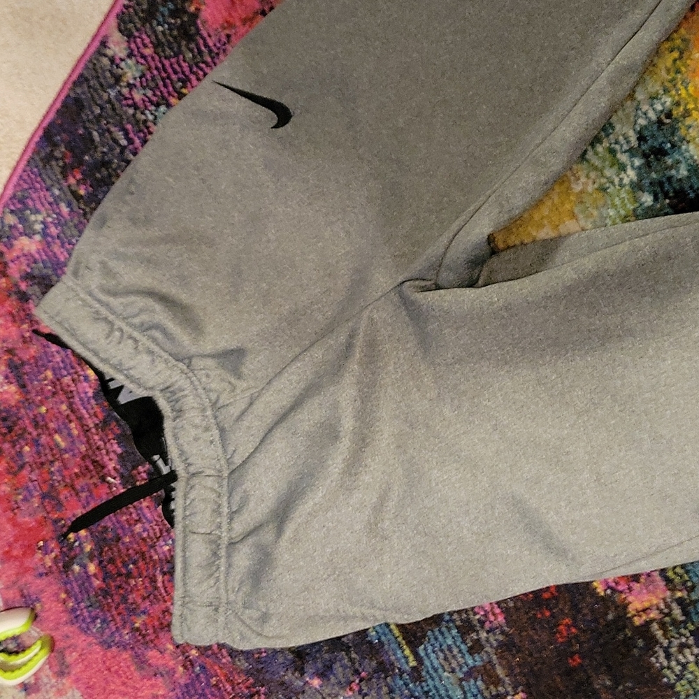 Nike Track pants 👖 - Picture 2 of 4